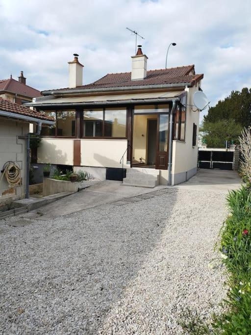 L'Hirondelle Du Faubourg Villa Bar-sur-Aube Exterior foto